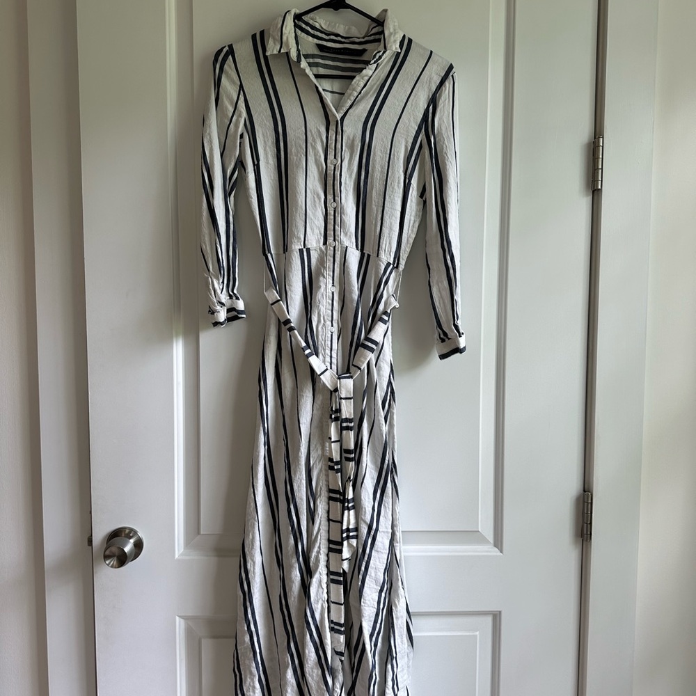 Zara button down, tie waist dress. White with navy blue stripes. Size S.